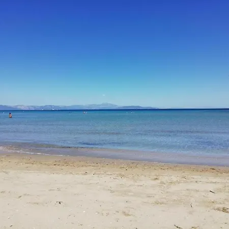 Apartamento Artemis Bay Near Sea And Airport